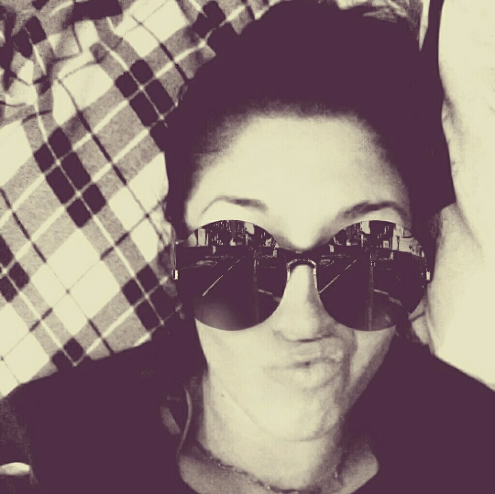 Meet your Posher, Christine