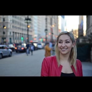 Meet your Posher, Maja