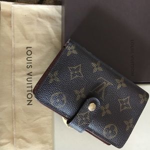 Louis Vuitton Monogram Kiss Lock Wallet.