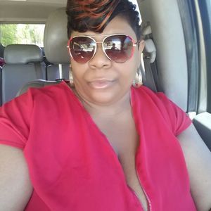 Meet your Posher, Adore