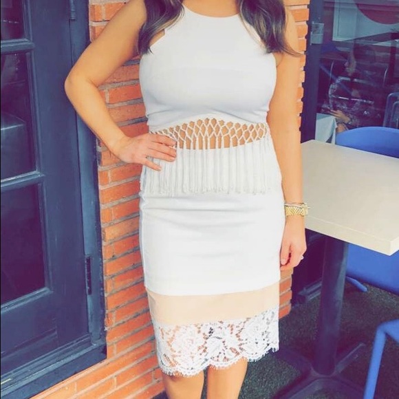 Endless Rose Pencil Skirt With Lace and Leather - Picture 2 of 4