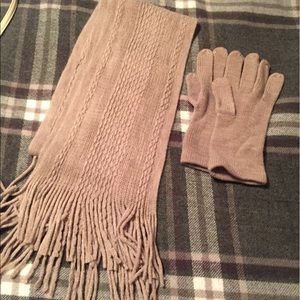 Scarf and gloves!
