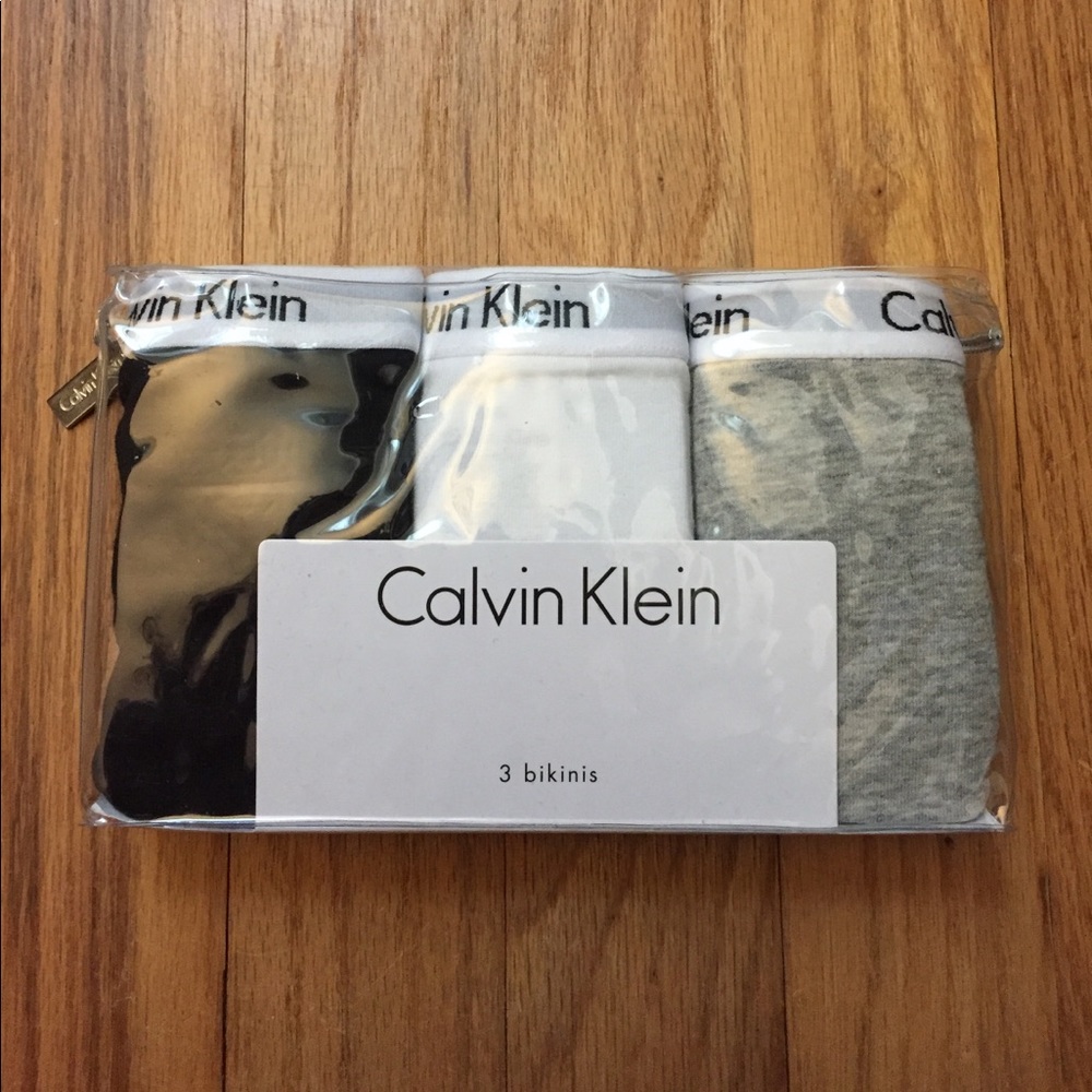 New 3-pack Calvin Klein logo bikini underwear