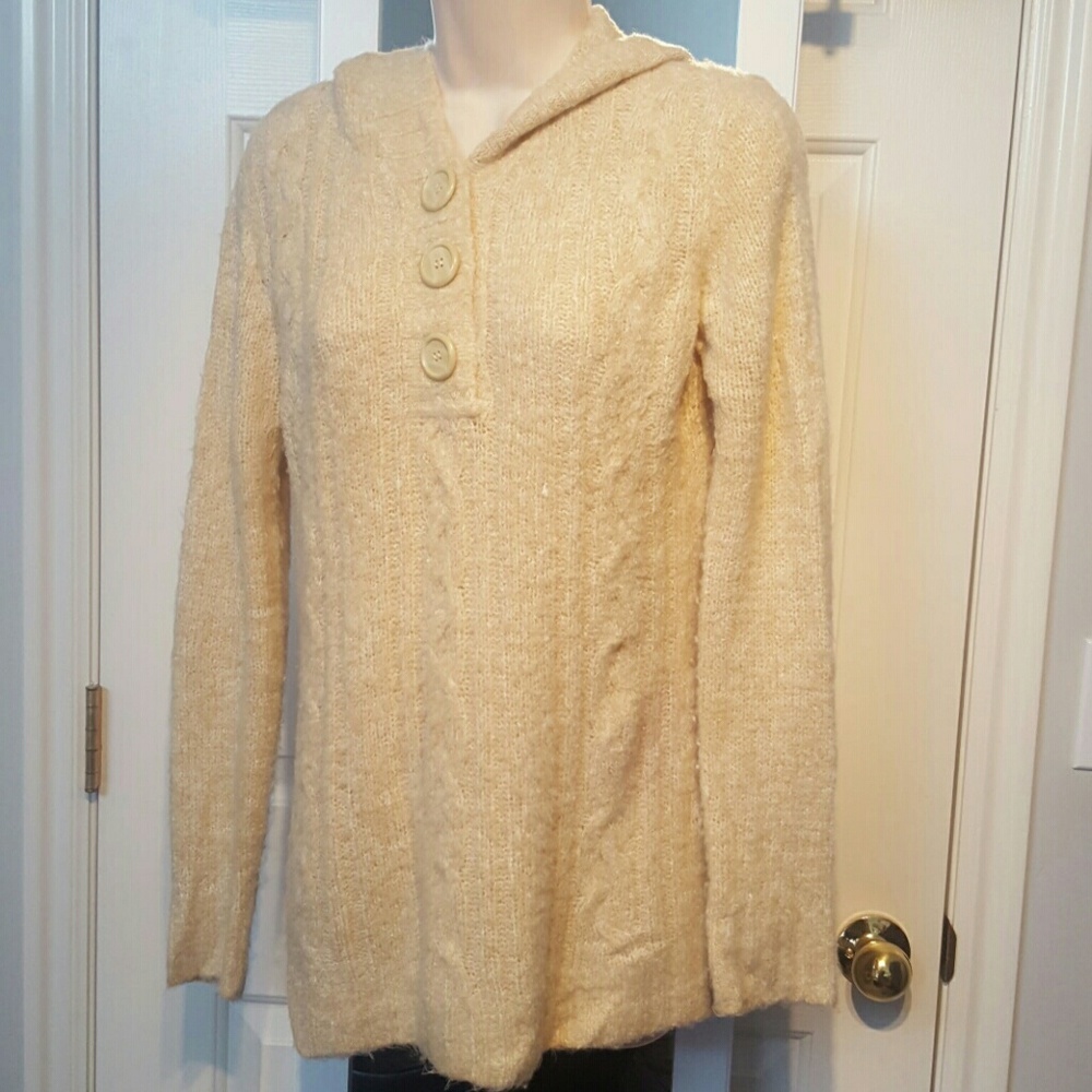 Motherhood Maternity small sweater