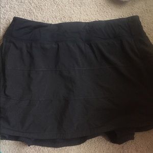 Black Lulu lemon skirt size 12 tall