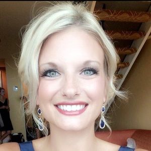 Meet your Posher, Teri