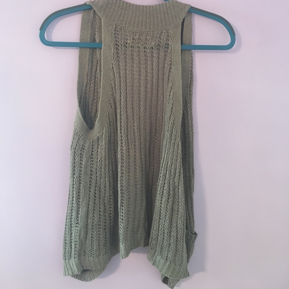 Vest - Picture 2 of 2