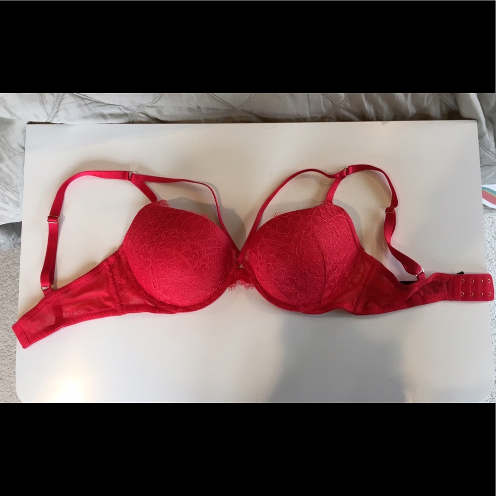 Victoria's Secret Red Lace Very Sexy Push Up Bra