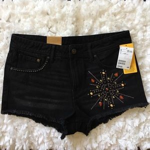 NWT H&M High-waste bootie shorts Sz8