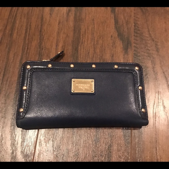 Michael Kors Soft Leather Wallet - Picture 1 of 7