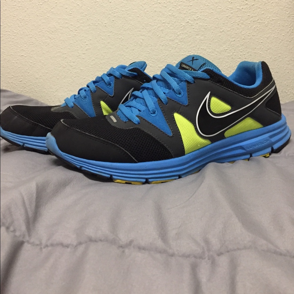 Size 9.5 Men's Nike Lunarlon