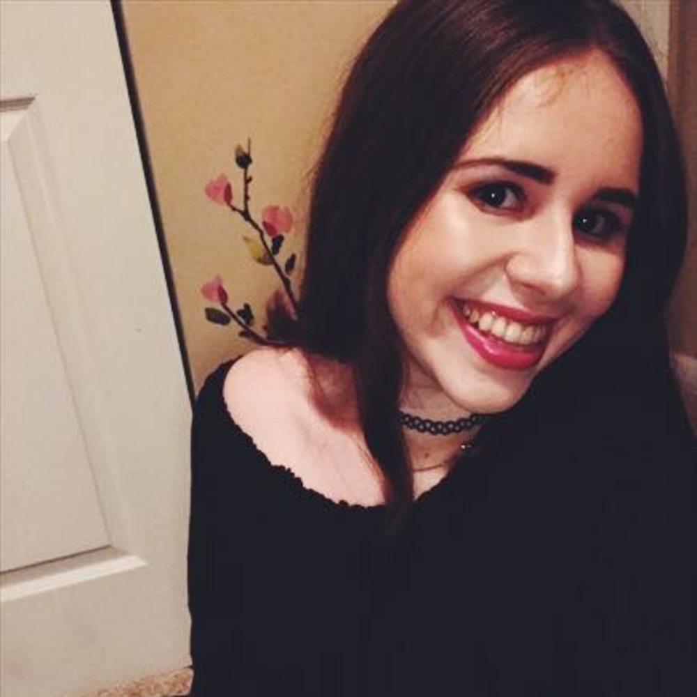 Meet your Posher, Alissa