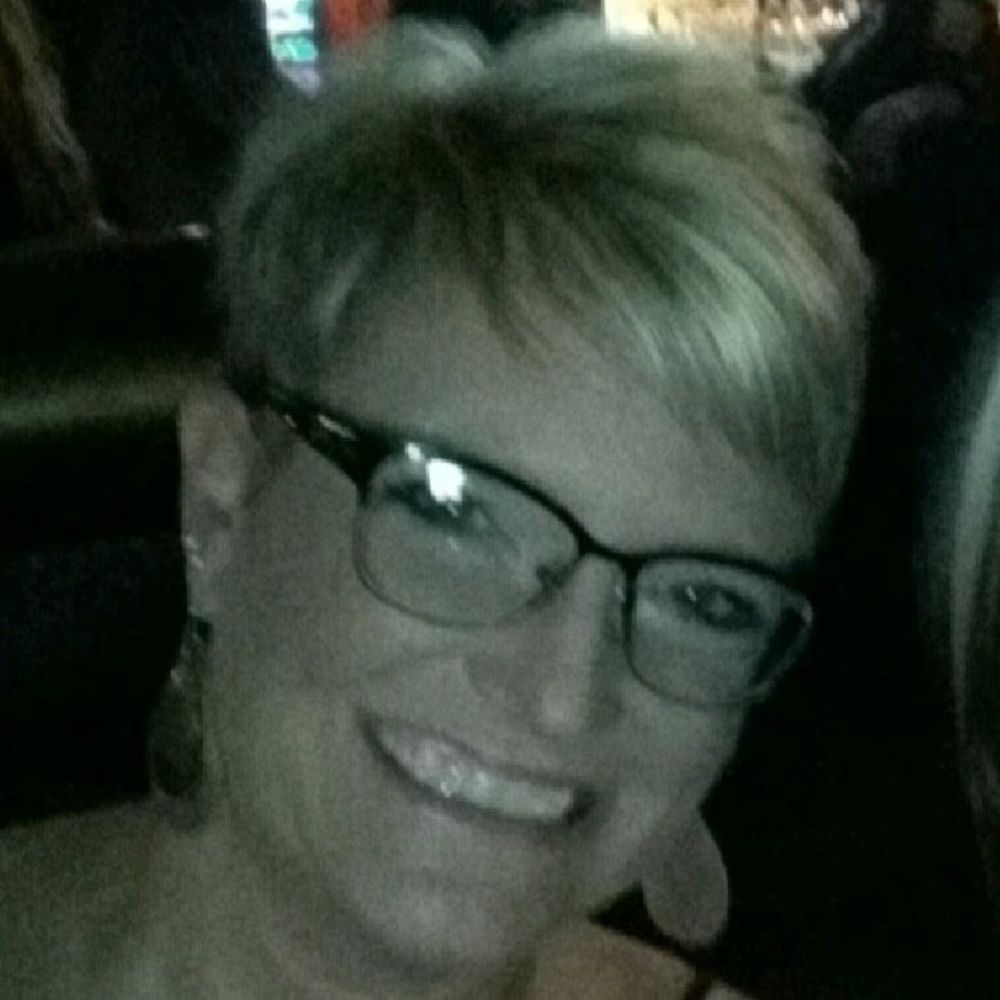 Meet your Posher, Kelli