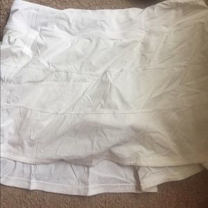 Worn white Lulu lemon skirt size 12 tall