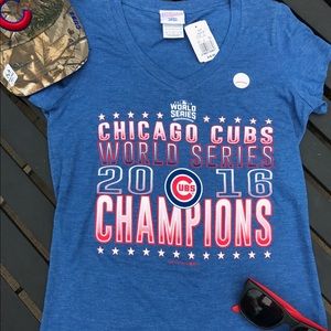 NWT Chicago Cubs World Series Champion Women's Tee