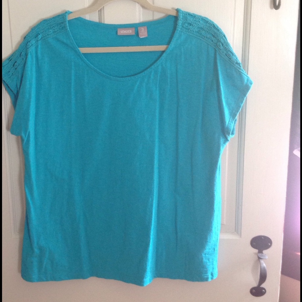 Chico's size 3  green raglan short sleeve tee