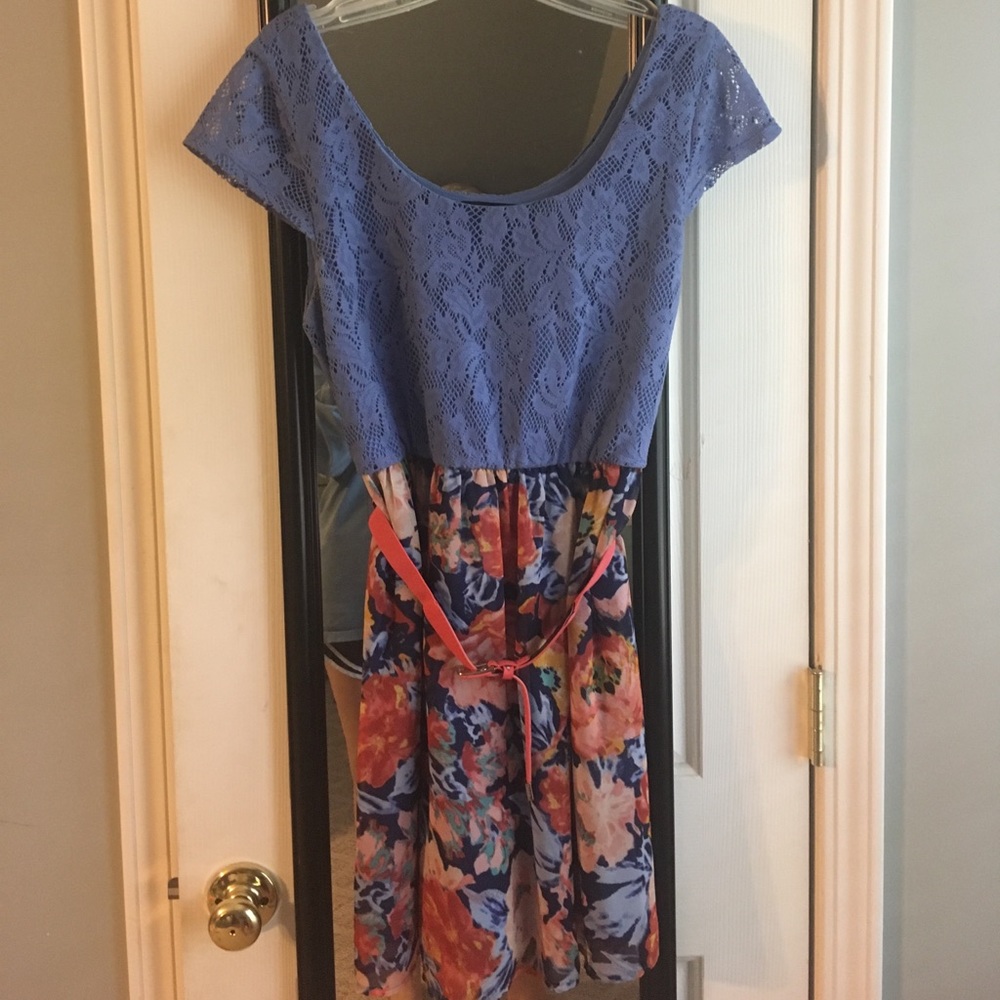 Lace and floral print dress