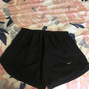Black Nike shorts