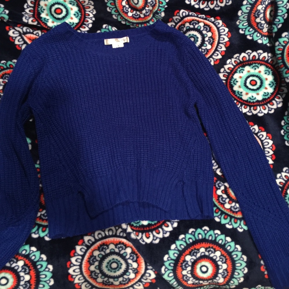 Sweater crop top