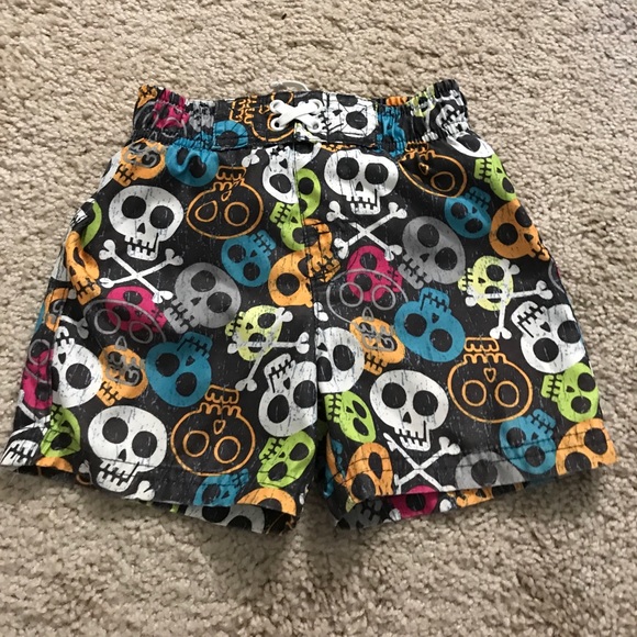 Board shorts - Picture 1 of 1