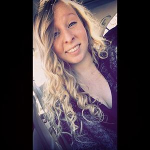 Meet your Posher, Mara