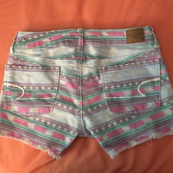 Tribal print shorts - Picture 2 of 2