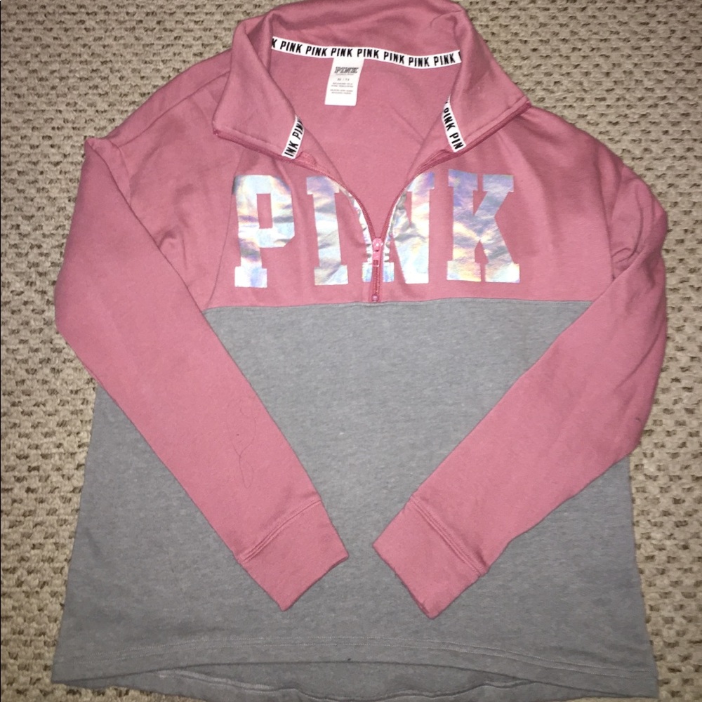 *SOLD ON Ⓜ️* VICTORIA SECRET PINK QUARTER ZIP