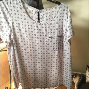 Maurices size 2 silky shirt.