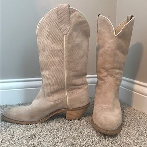 Vintage/shabby chic Swede cowboy boots