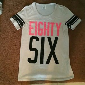 Victoria's Secret PINK t-shirt
