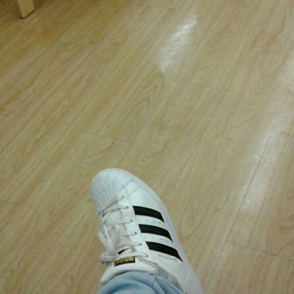Addidas - Picture 2 of 4