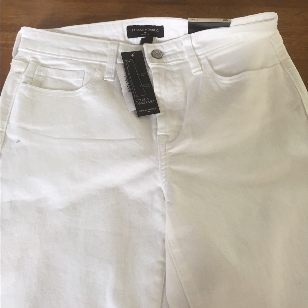 Banana republic white jeans new with tag