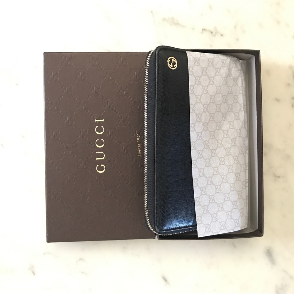 Gucci wallet