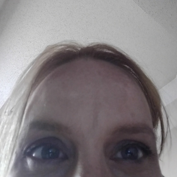 Meet your Posher, Kate - Picture 1 of 1