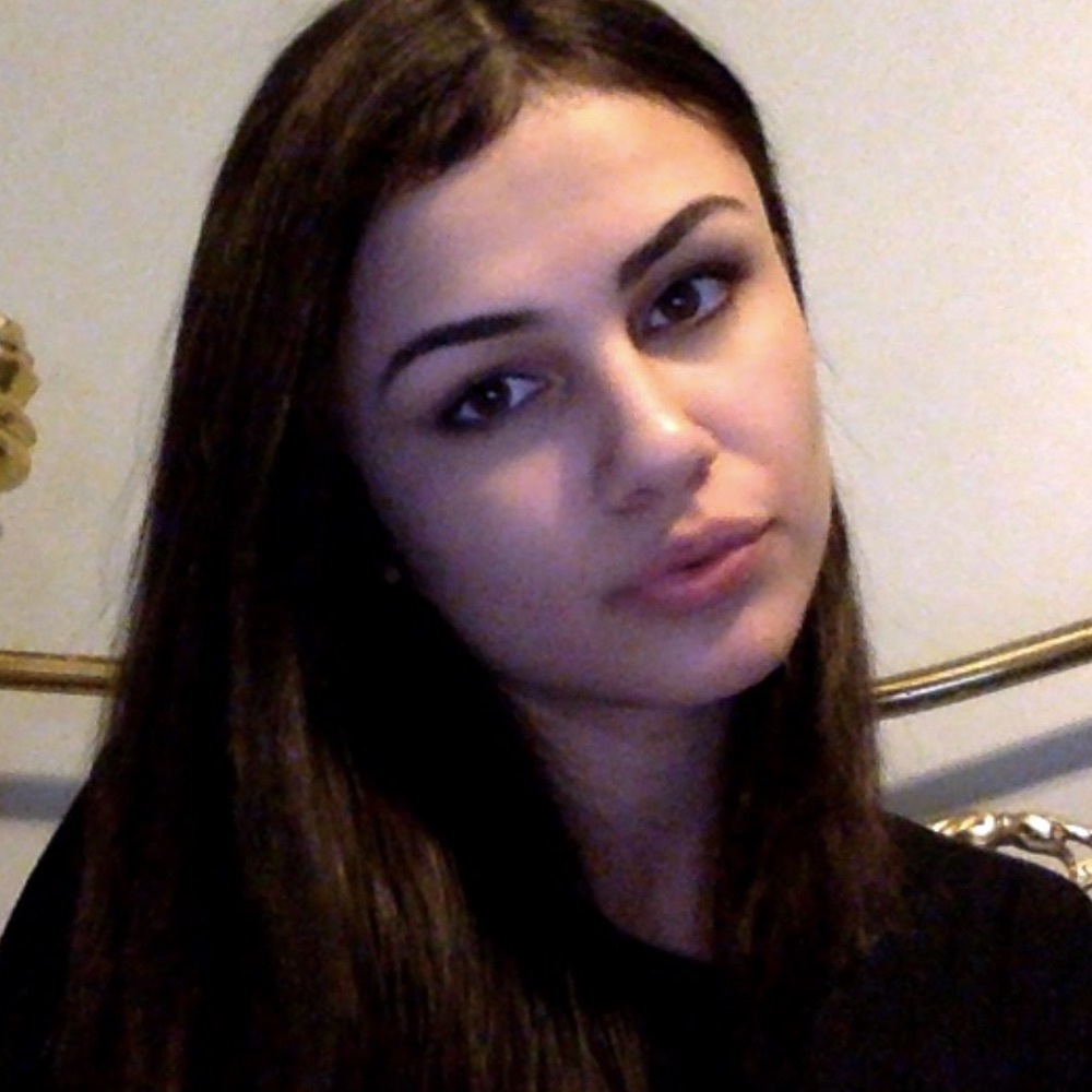 Meet your Posher, Lexie