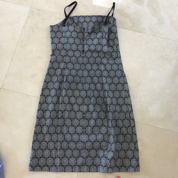 The Limited Strecth Knit Dress size 4 - Picture 3 of 3