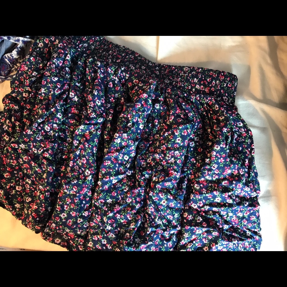Flowery skirt