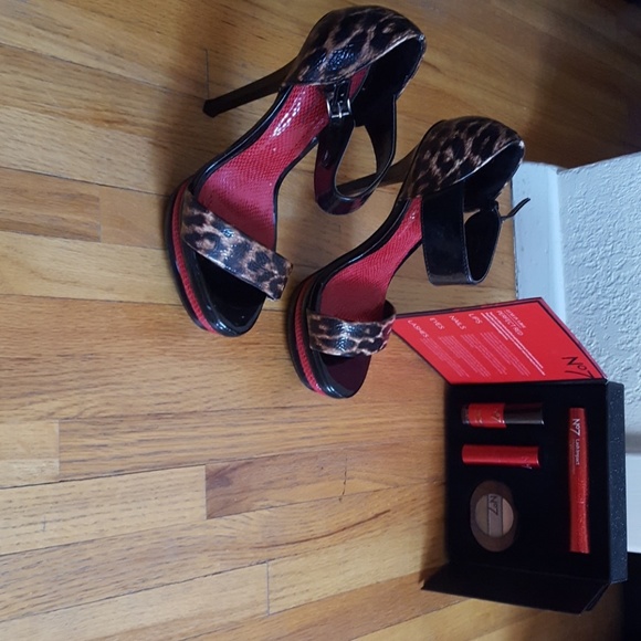 Brand New SHI High Heels Hot and Sexy😍 - Picture 2 of 8