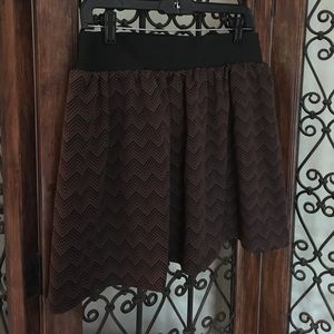 Cute chevron skirt!!
