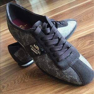 Coach shoes