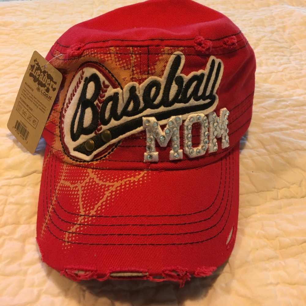 Adorable hat!