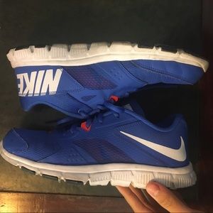 Nike Training Sneakers Women's 7.5/Kids 6Y/Mens 6