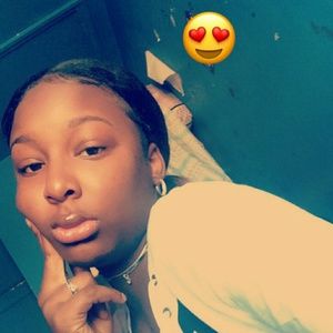 Meet your Posher, Cierra
