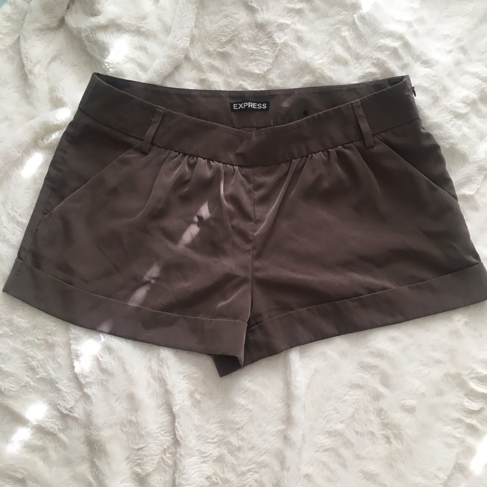 Express Dress shorts size 6 EUC