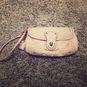 Pink Coach wristlet - excellent condition