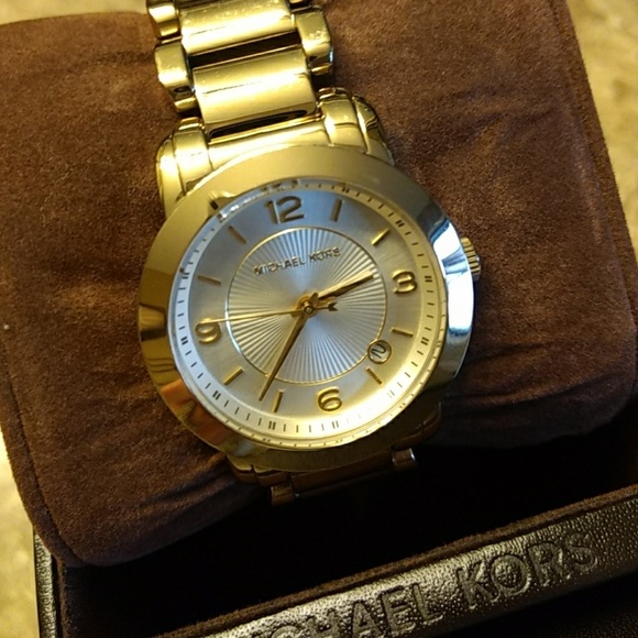 Michael Kors Accessories - Michael Kors authentic Janey gold bracelet watch
