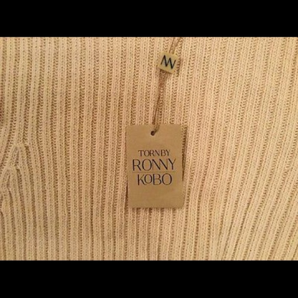 Torn by Ronny Kobo sweater cold shoulder NEW - Picture 5 of 5