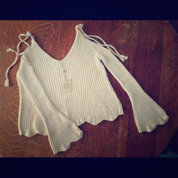 Torn by Ronny Kobo sweater cold shoulder NEW - Picture 4 of 5
