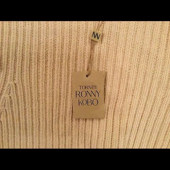 Torn by Ronny Kobo sweater cold shoulder NEW - Picture 5 of 5