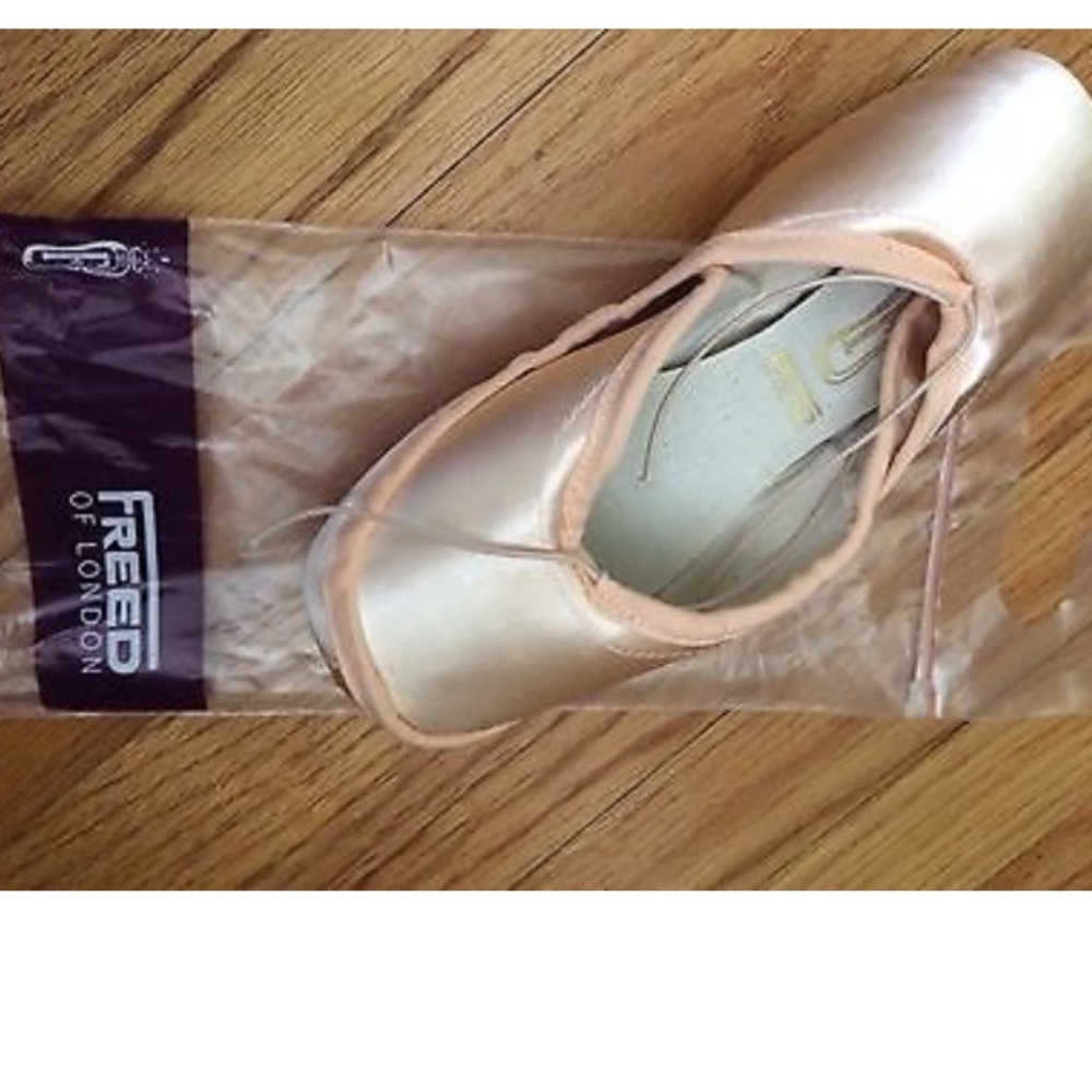 Pointe shoes